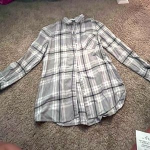 Size Small / Petite Women’s button down